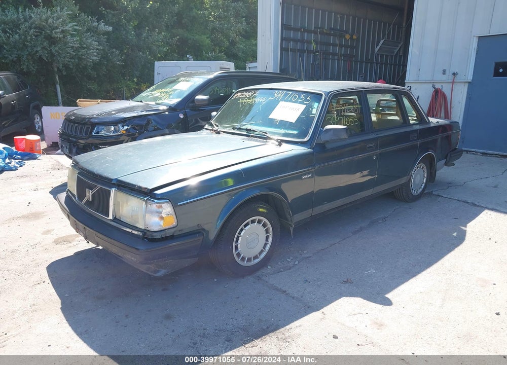 1990 VOLVO 240 DL VIN: YV1AA884XL1397409