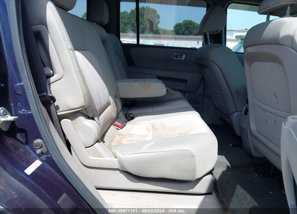 2012 HONDA PILOT EX VIN: 5FNYF3H42CB025420