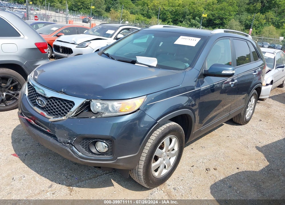 2011 KIA SORENTO LX VIN: 5XYKT3A19BG062244