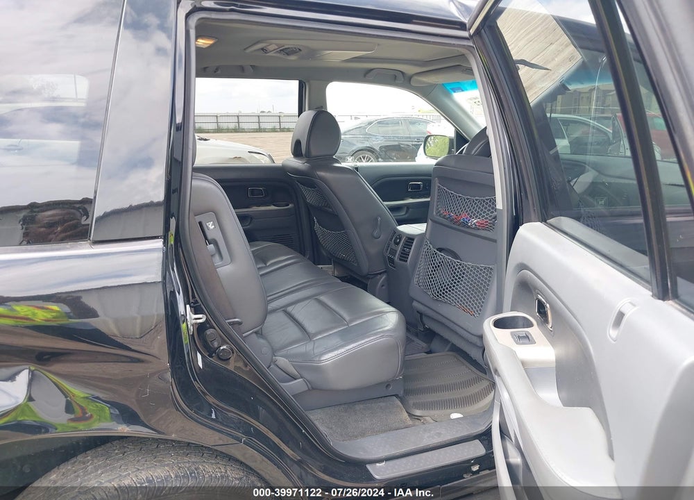 2006 HONDA PILOT EX-L VIN: 5FNYF18696B019432