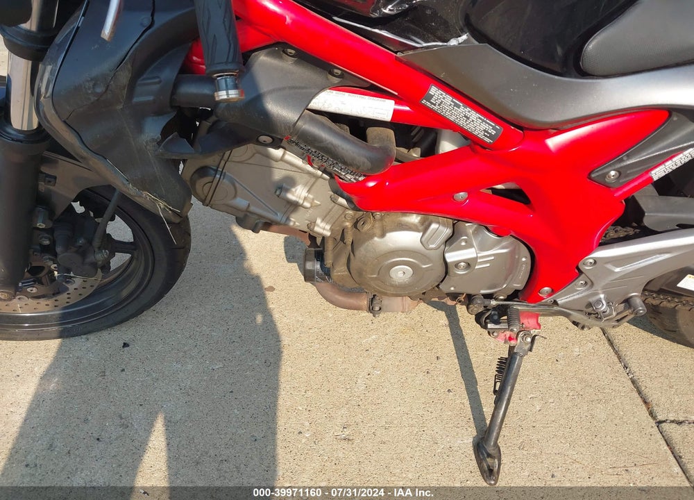 2014 SUZUKI SV650 VIN: JS1VP55A2E2100137