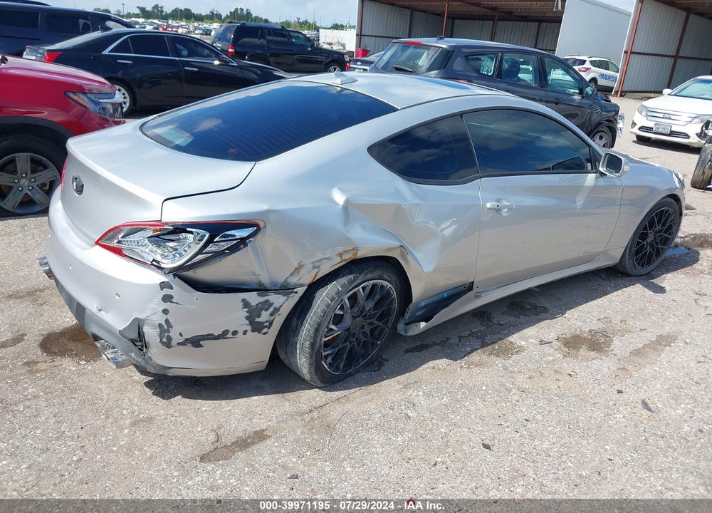 2013 HYUNDAI GENESIS 3.8 GRAND TOURING VIN: KMHHU6KJ7DU102549