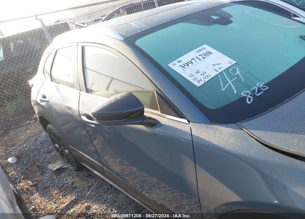 2022 MAZDA CX-30 CARBON EDITION VIN: 3MVDMBCL2NM441414