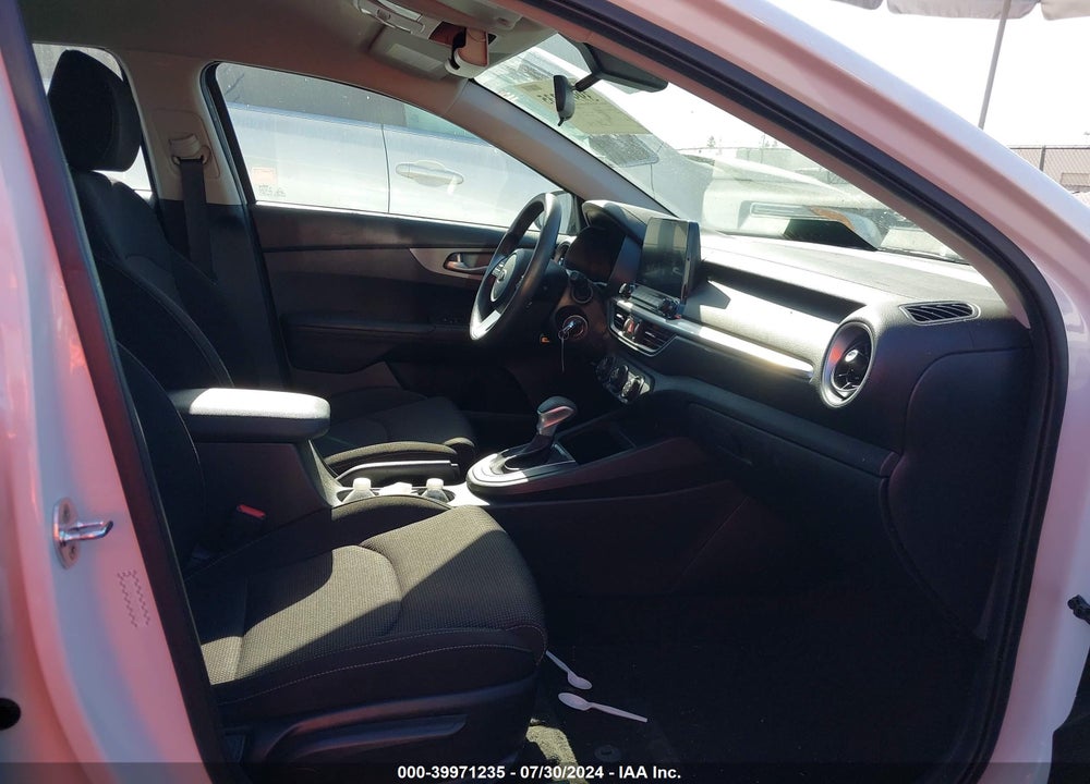 2021 KIA FORTE LXS VIN: 3KPF24AD7ME285242