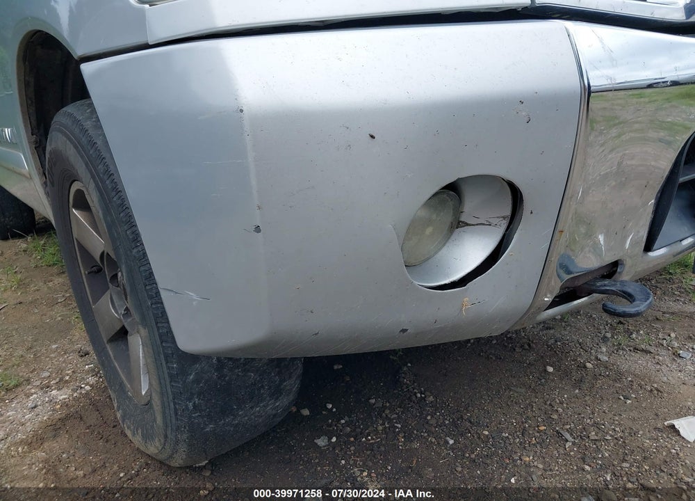 2007 NISSAN TITAN SE VIN: 1N6BA07B77N217214