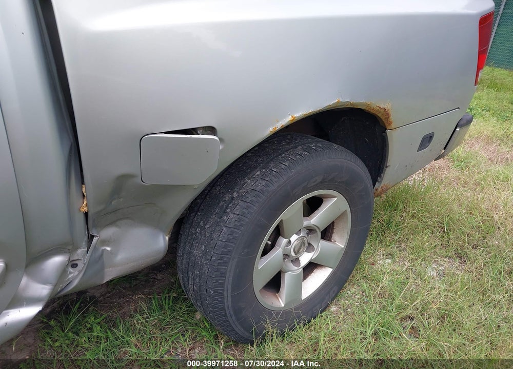 2007 NISSAN TITAN SE VIN: 1N6BA07B77N217214