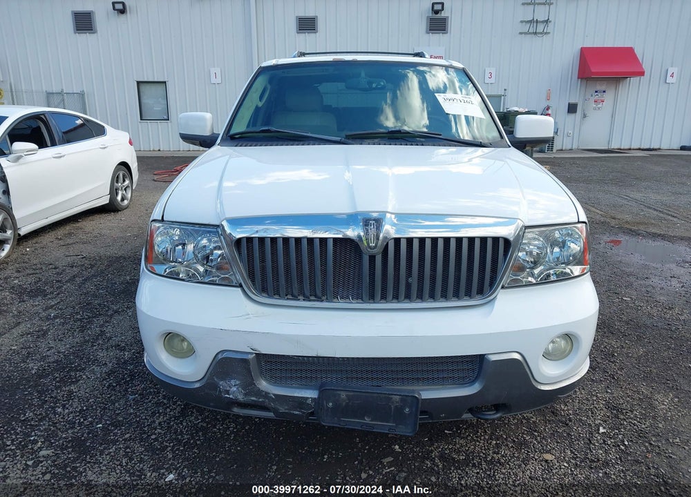 2004 LINCOLN NAVIGATOR VIN: 5LMFU28RX4LJ23511