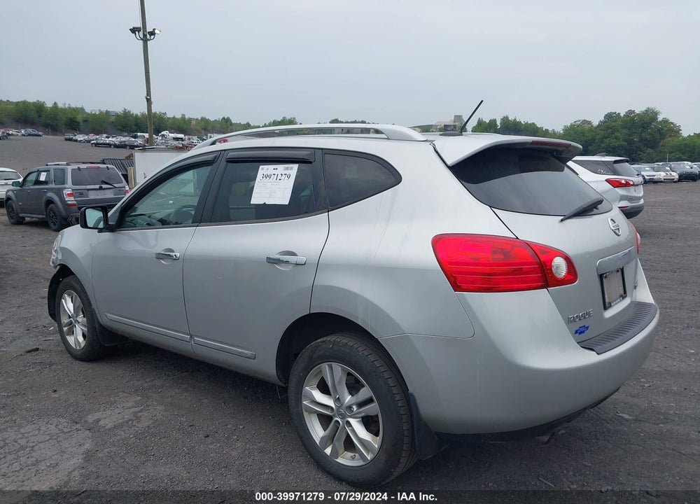 2015 NISSAN ROGUE SELECT S VIN: JN8AS5MV4FW768916