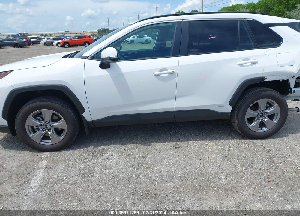 2024 TOYOTA RAV4 HYBRID XLE VIN: 4T3RWRFV8RU138035
