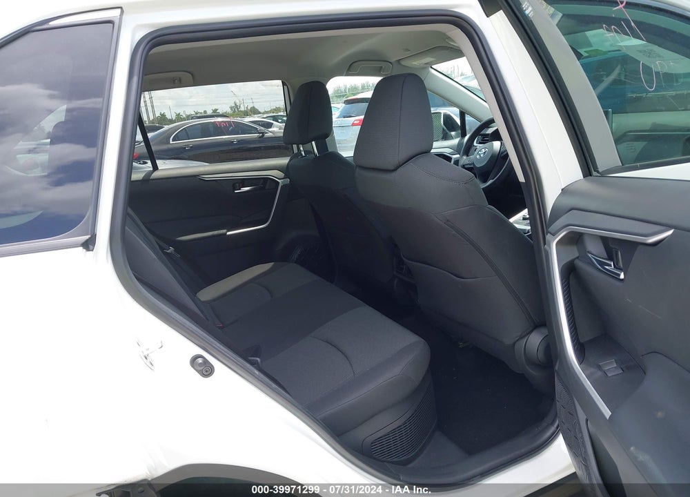 2024 TOYOTA RAV4 HYBRID XLE VIN: 4T3RWRFV8RU138035