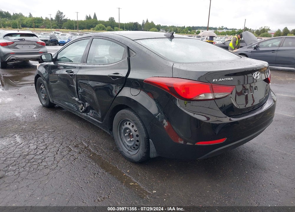 2016 HYUNDAI ELANTRA SE VIN: 5NPDH4AE7GH774240