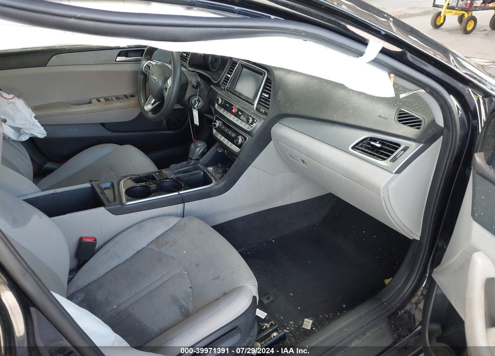 2018 HYUNDAI SONATA SE VIN: 5NPE24AF8JH662875