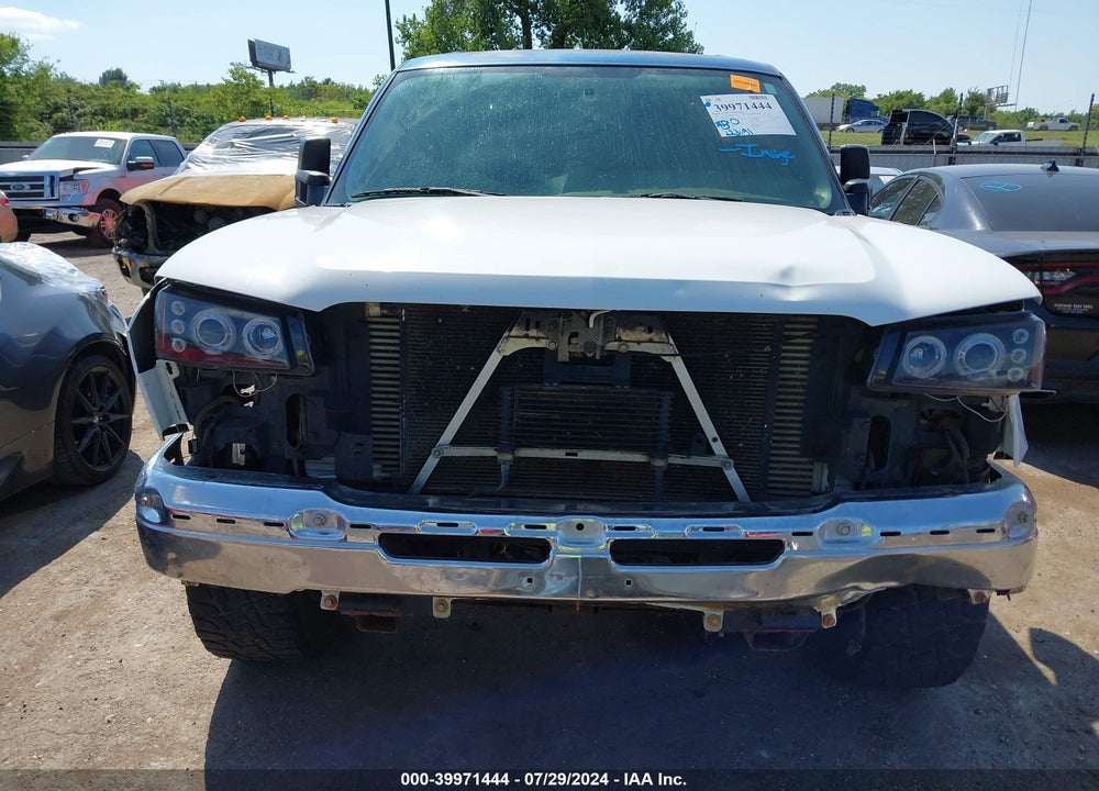 2003 CHEVROLET SILVERADO 2500HD VIN: 1GCHC23193F145517
