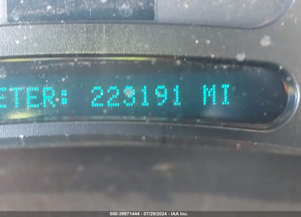 2003 CHEVROLET SILVERADO 2500HD VIN: 1GCHC23193F145517