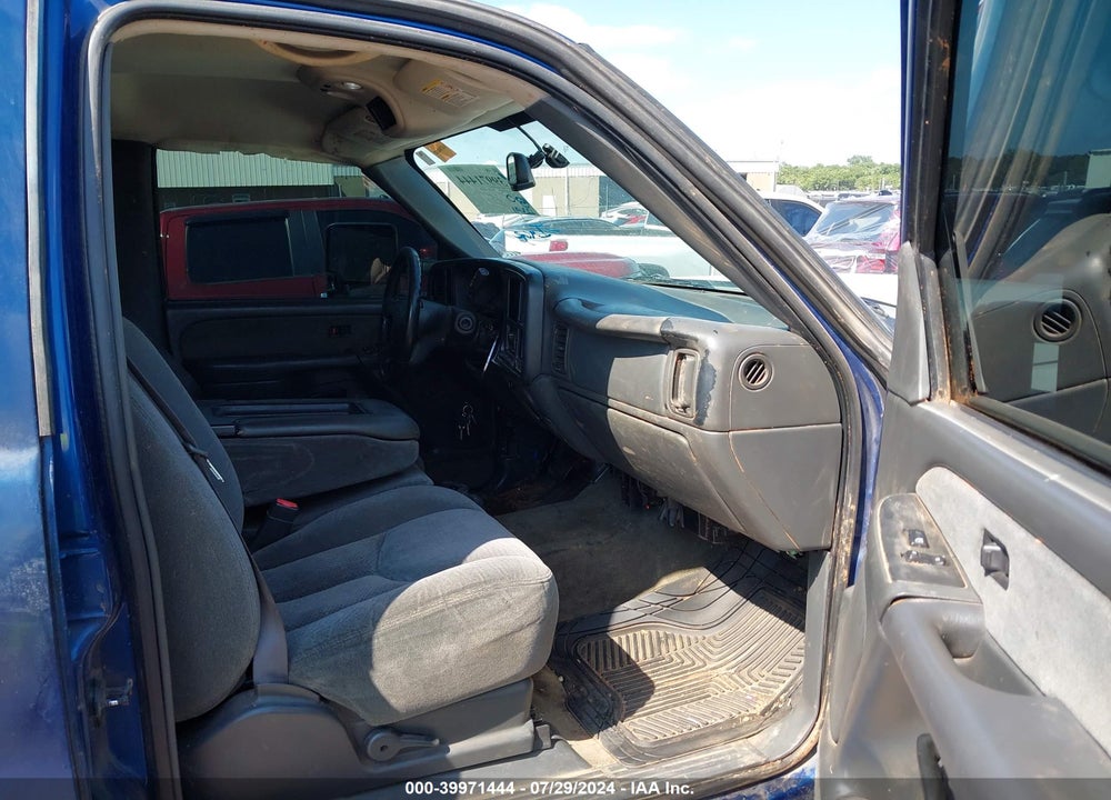 2003 CHEVROLET SILVERADO 2500HD VIN: 1GCHC23193F145517