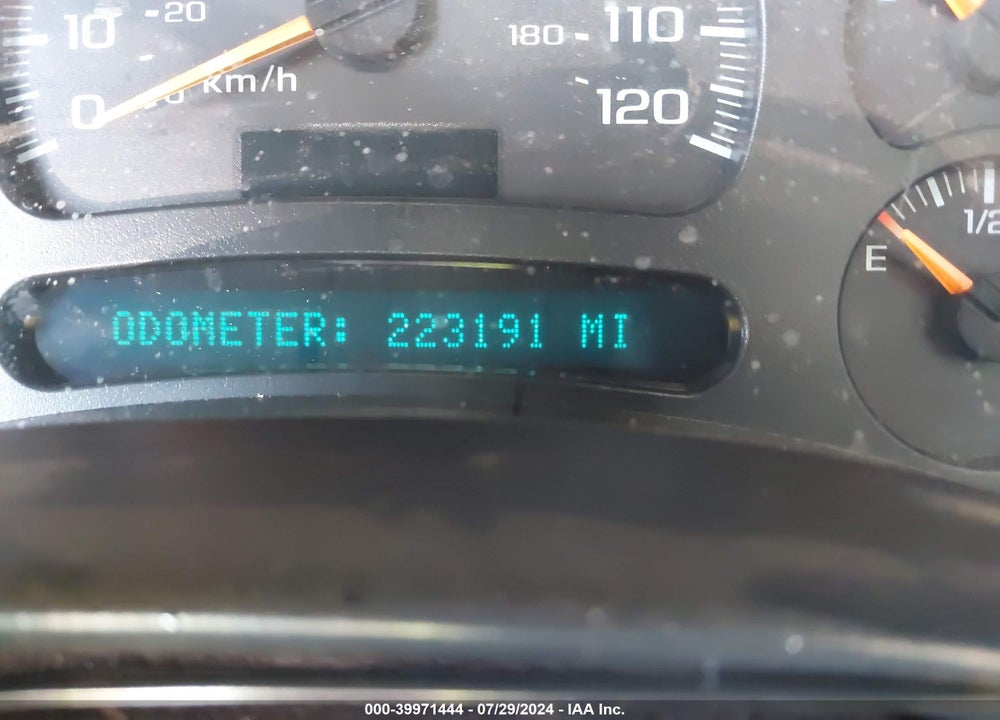 2003 CHEVROLET SILVERADO 2500HD VIN: 1GCHC23193F145517