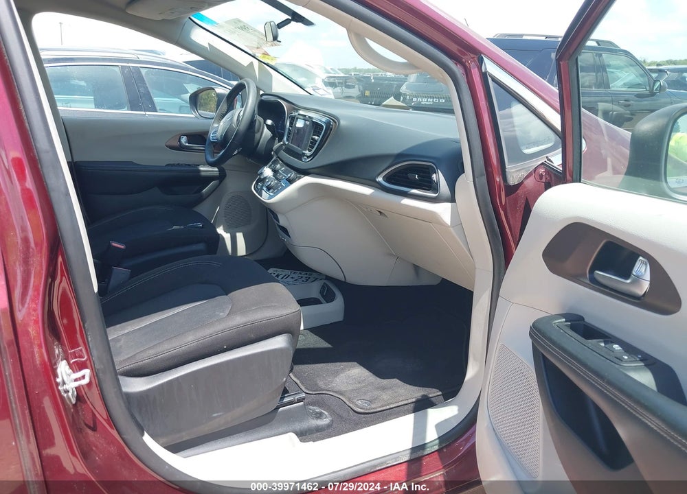 2022 CHRYSLER VOYAGER LX VIN: 2C4RC1CG7NR223789