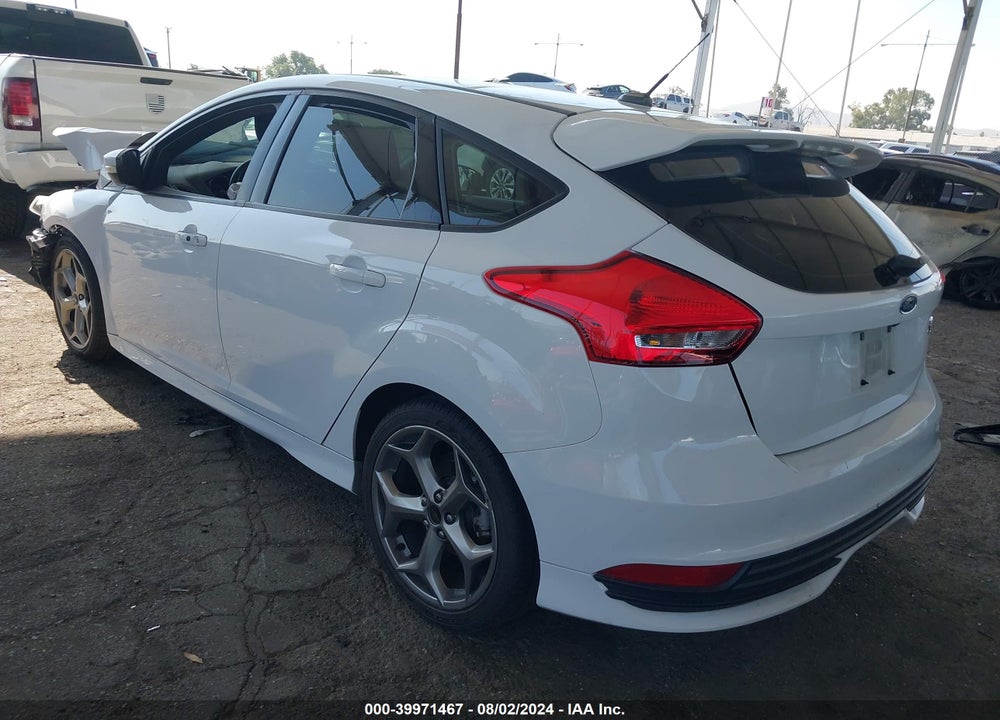 2017 FORD FOCUS ST VIN: 1FADP3L90HL325319