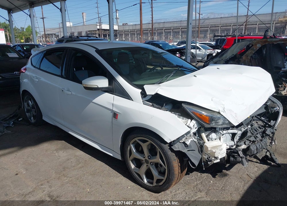 2017 FORD FOCUS ST VIN: 1FADP3L90HL325319