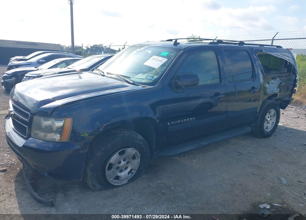 2008 CHEVROLET SUBURBAN 1500 LT VIN: 3GNFC160X8G208593