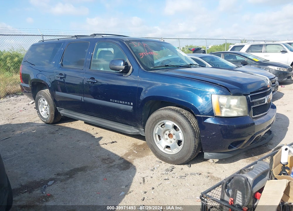 2008 CHEVROLET SUBURBAN 1500 LT VIN: 3GNFC160X8G208593