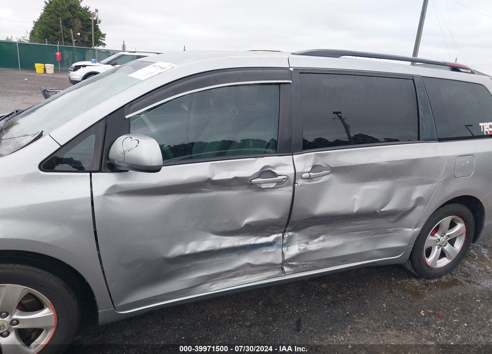 2012 TOYOTA SIENNA LE V6 8 PASSENGER VIN: 5TDKK3DC9CS202328