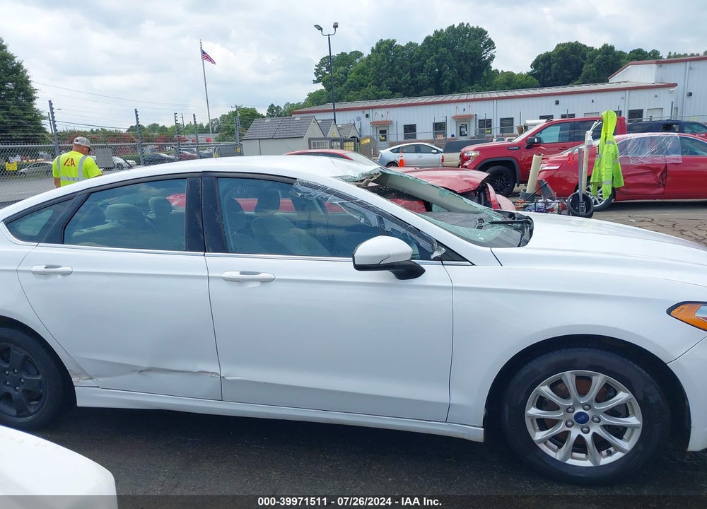 2017 FORD FUSION S VIN: 3FA6P0G72HR159788