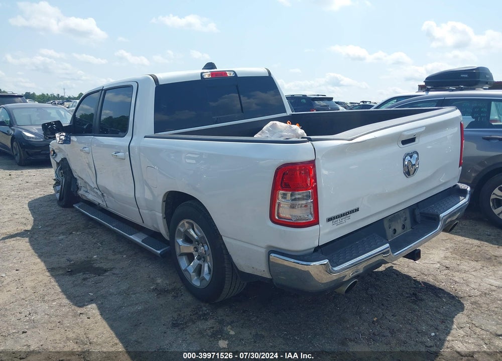 2020 RAM 1500 BIG HORN 4X4 5'7 BOX VIN: 1C6SRFFT4LN327017