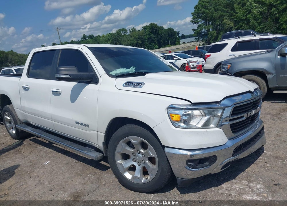 2020 RAM 1500 BIG HORN 4X4 5'7 BOX VIN: 1C6SRFFT4LN327017
