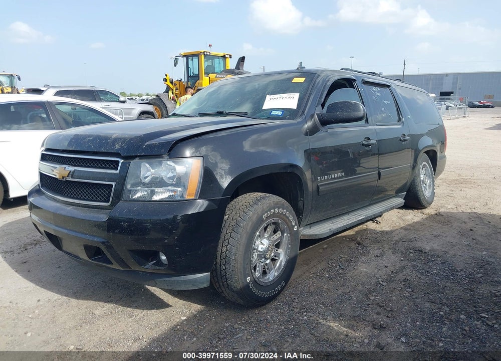 2014 CHEVROLET SUBURBAN 1500 LT VIN: 1GNSCJE07ER144721