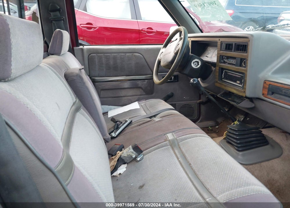1995 DODGE DAKOTA VIN: 1B7FL26X7SS358897