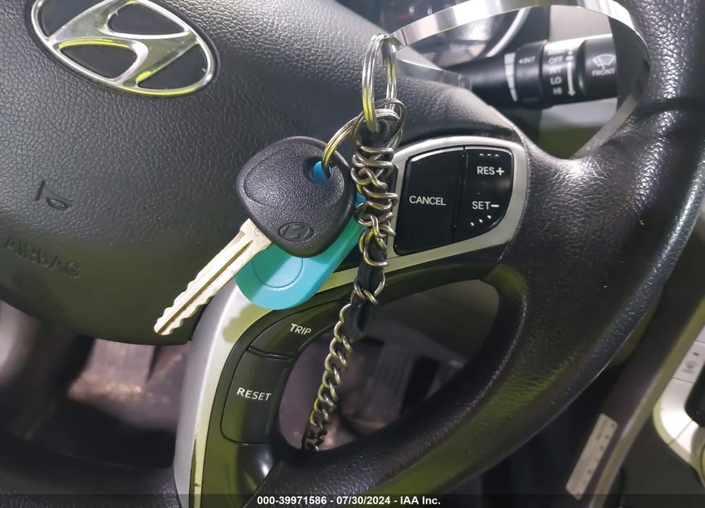 2012 HYUNDAI ELANTRA GLS (ULSAN PLANT) VIN: KMHDH4AE8CU232852