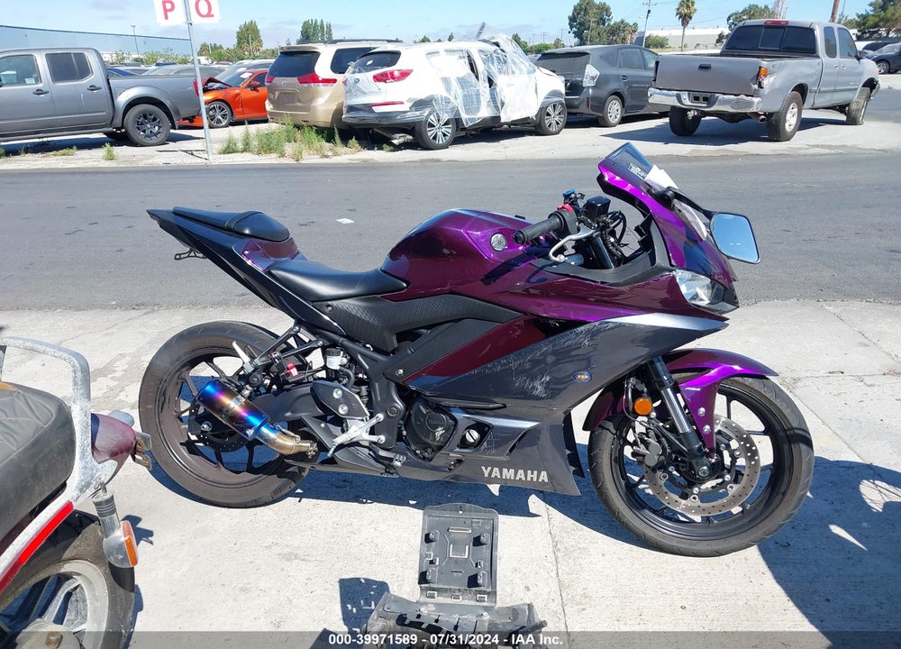2023 YAMAHA YZFR3 A VIN: MH3RH18Y6PK010919
