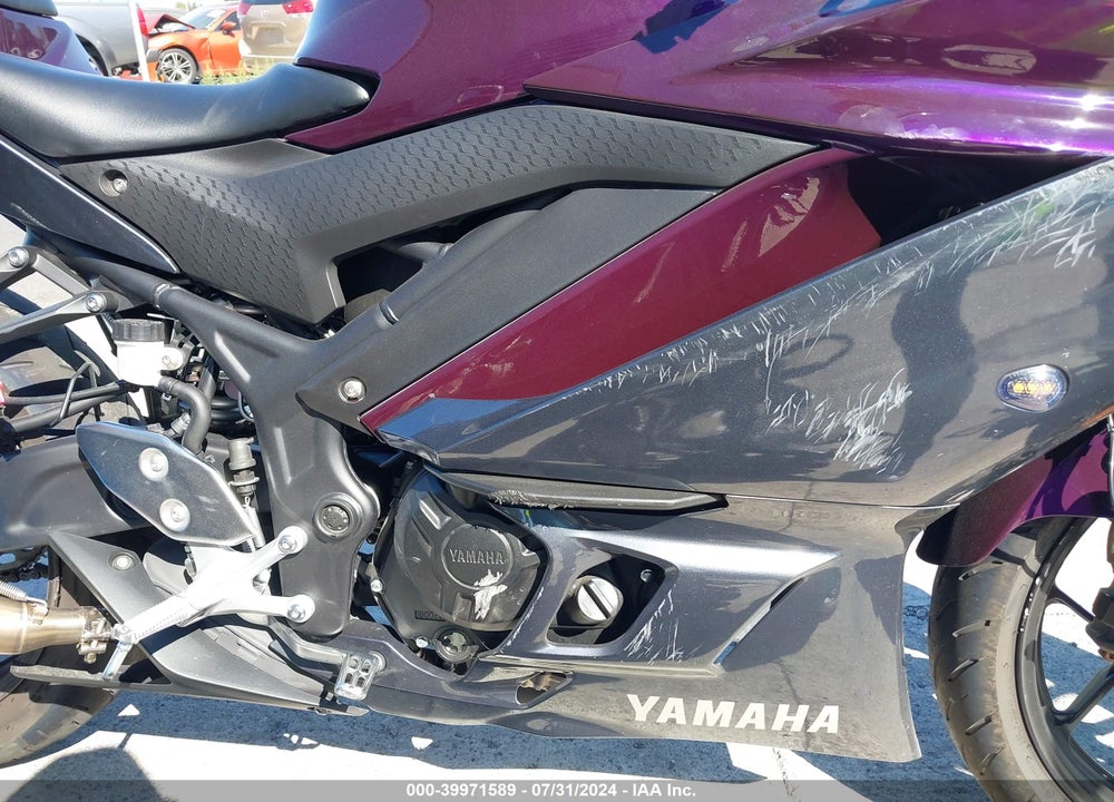 2023 YAMAHA YZFR3 A VIN: MH3RH18Y6PK010919