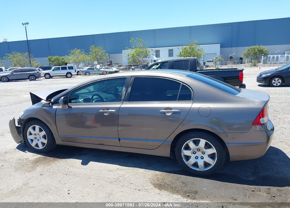 2010 HONDA CIVIC LX VIN: 2HGFA1F50AH558106