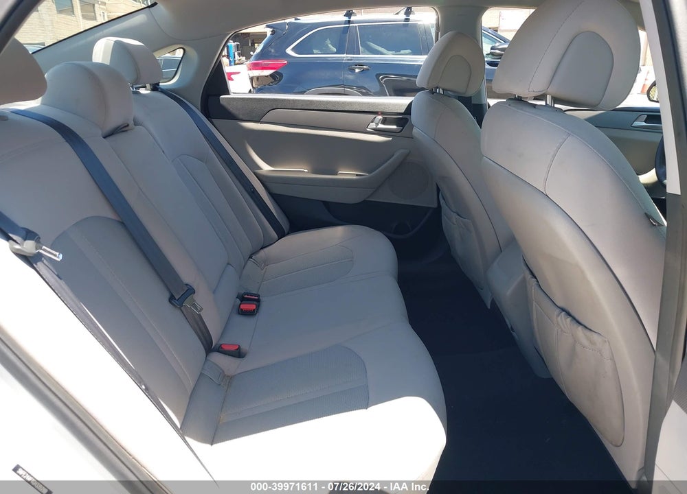2016 HYUNDAI SONATA SE VIN: 5NPE24AF4GH335298