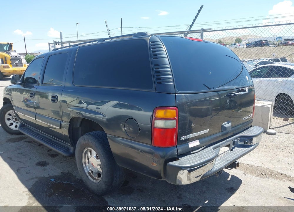 2003 CHEVROLET SUBURBAN 1500 LS VIN: 3GNEC16T53G215787