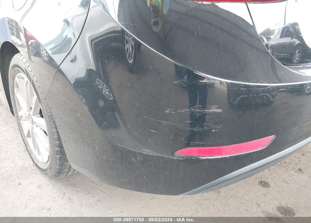 2016 HYUNDAI ELANTRA SE VIN: 5NPDH4AE7GH740041