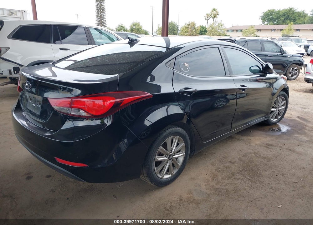 2016 HYUNDAI ELANTRA SE VIN: 5NPDH4AE7GH740041