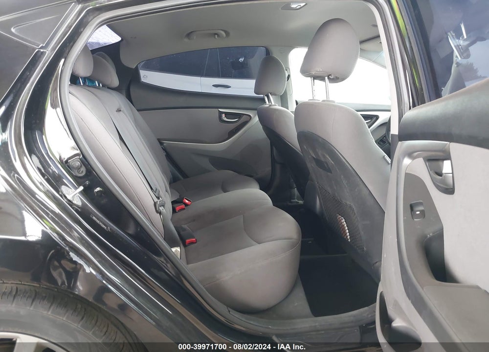 2016 HYUNDAI ELANTRA SE VIN: 5NPDH4AE7GH740041