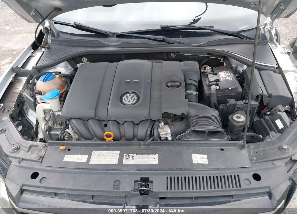 2013 VOLKSWAGEN PASSAT 2.5L S VIN: 1VWAP7A37DC080657