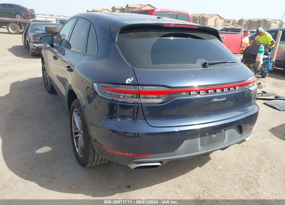 2021 PORSCHE MACAN VIN: WP1AA2A57MLB13180