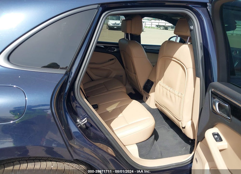 2021 PORSCHE MACAN VIN: WP1AA2A57MLB13180