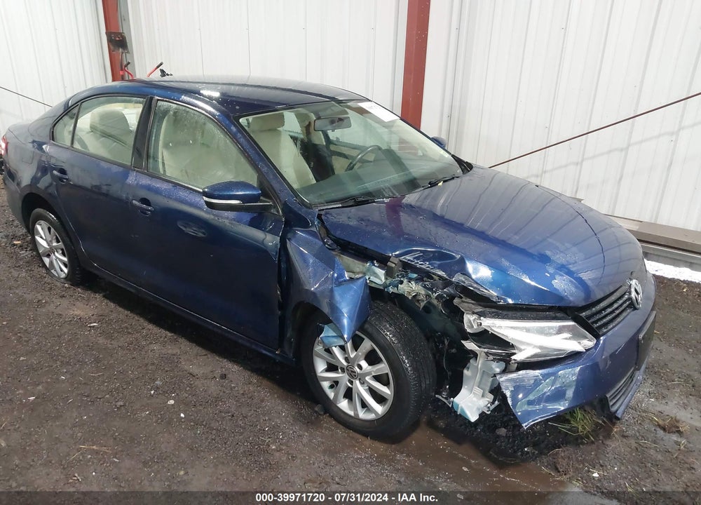 2012 VOLKSWAGEN JETTA VIN: 3VWDX7AJ7CM412184