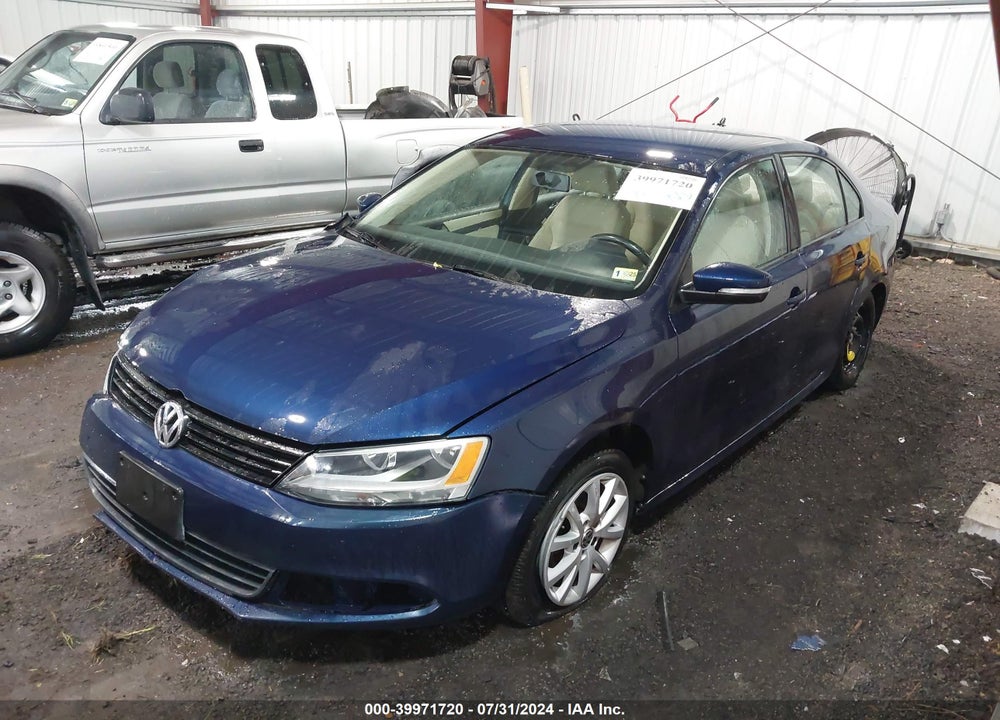 2012 VOLKSWAGEN JETTA VIN: 3VWDX7AJ7CM412184