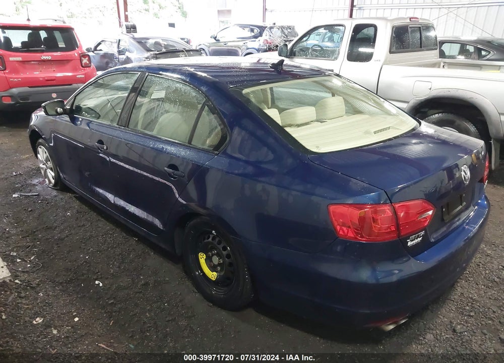 2012 VOLKSWAGEN JETTA VIN: 3VWDX7AJ7CM412184