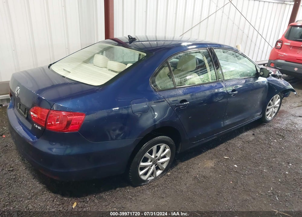 2012 VOLKSWAGEN JETTA VIN: 3VWDX7AJ7CM412184