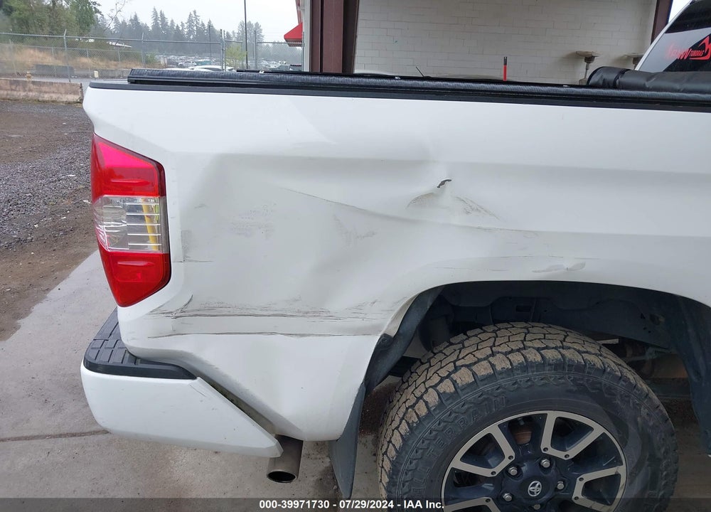 2016 TOYOTA TUNDRA SR5 5.7L V8 VIN: 5TFUY5F14GX539892
