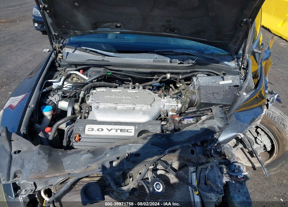 2005 HONDA ACCORD 3.0 EX VIN: 1HGCM66525A040350