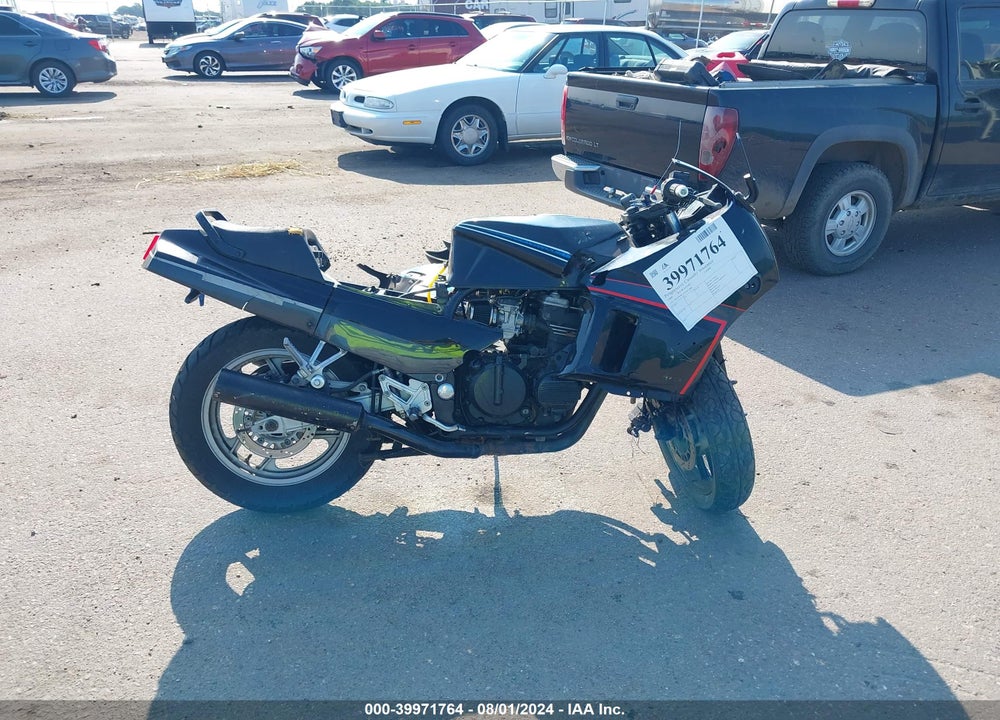 1989 KAWASAKI ZX600 C VIN: JKAZX4C15KA011808